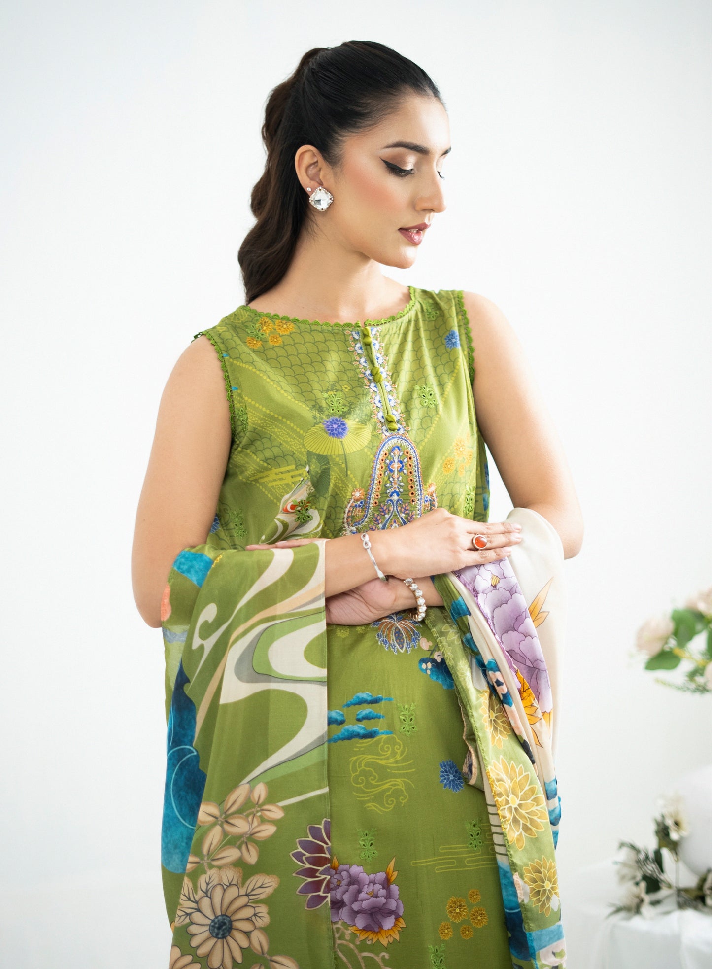 Lalam Luxury Lawn Embroidered Unstitched 3 Piece