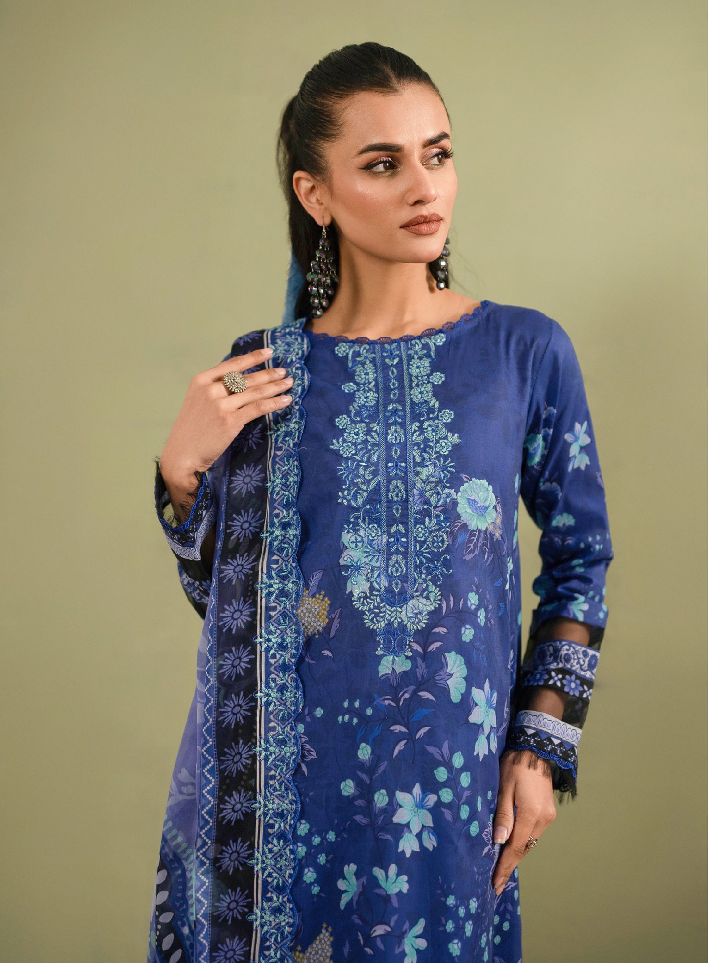 Hania Luxury Lawn Embroidered Unstitched 3 Piece