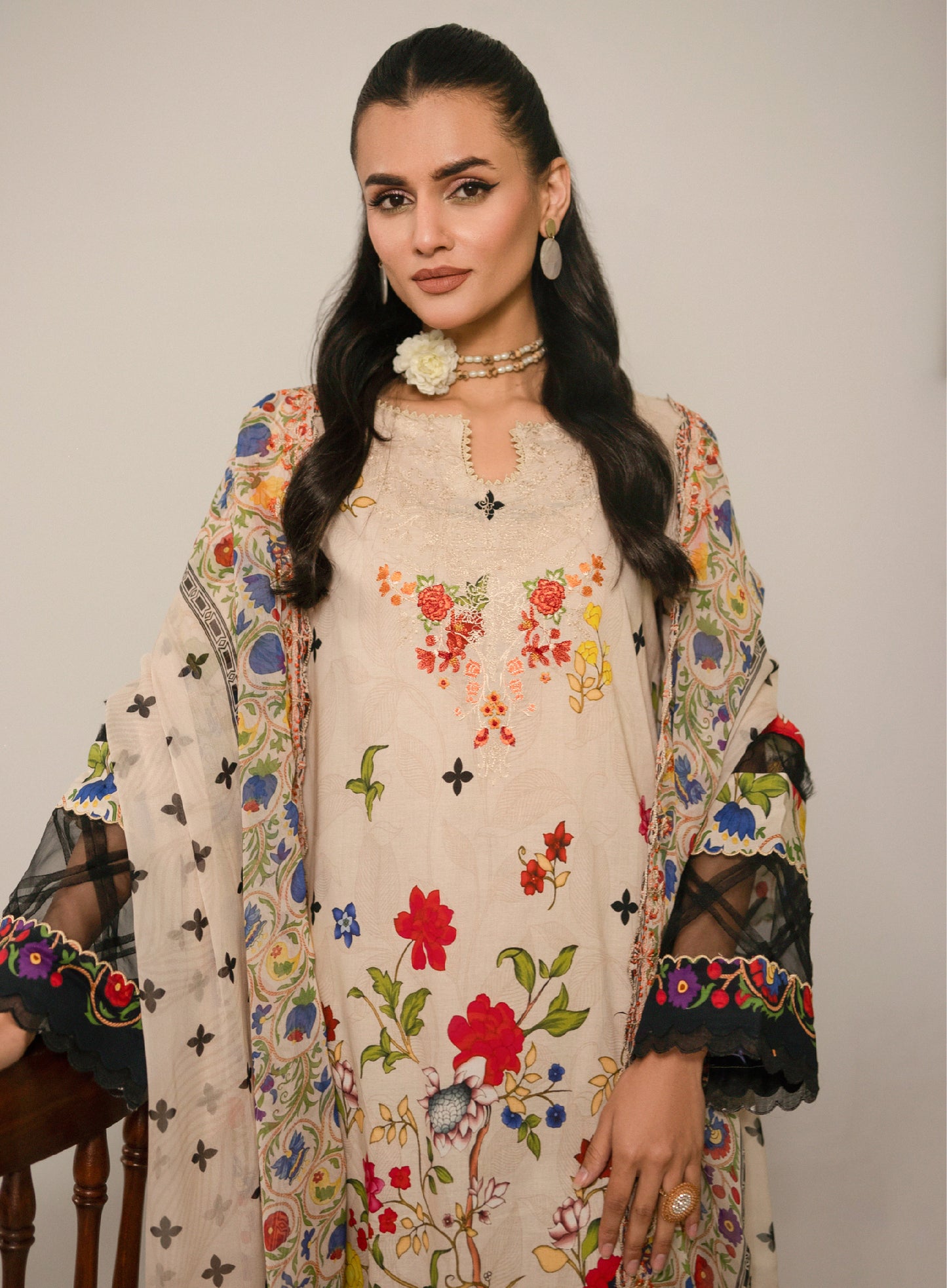 Hania Luxury Lawn Embroidered Unstitched 3 Piece