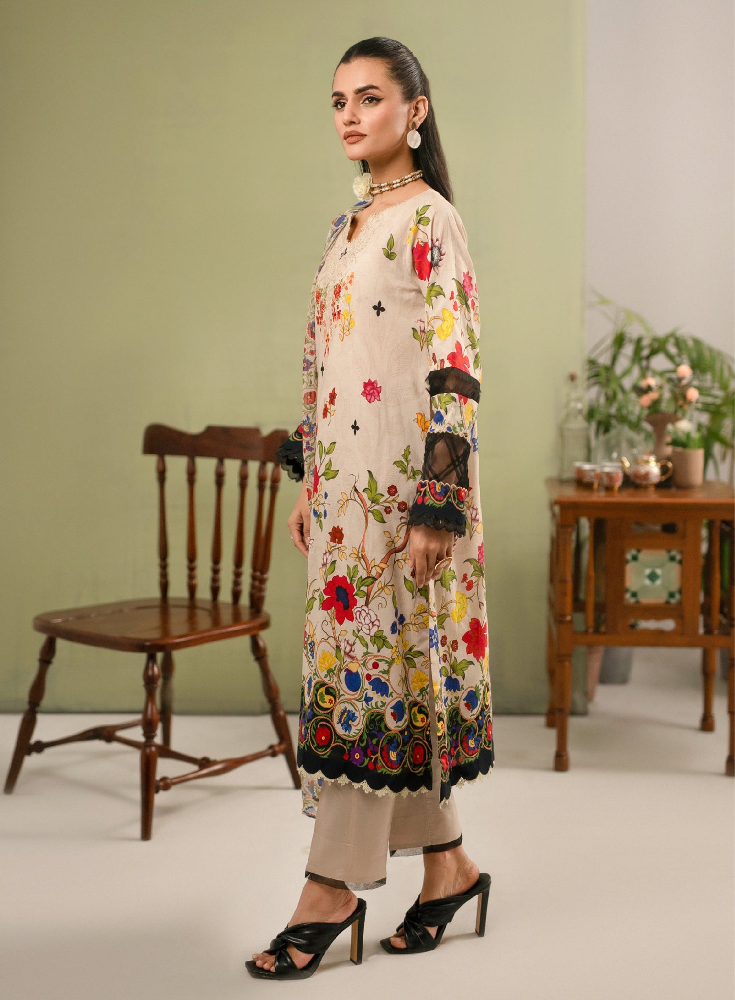 Hania Luxury Lawn Embroidered Unstitched 3 Piece