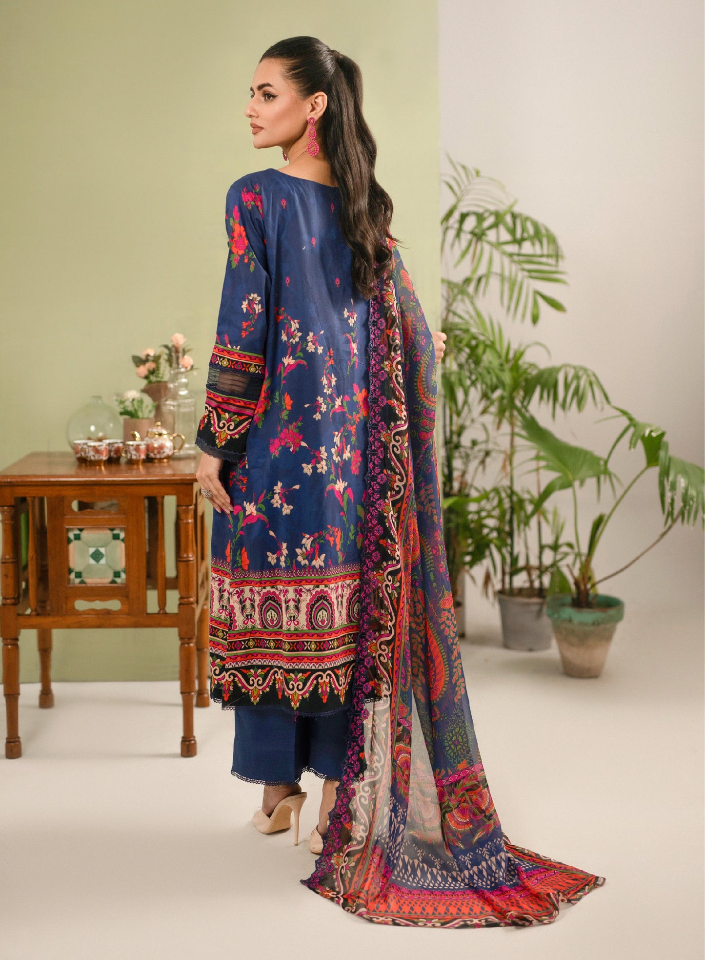 Hania Luxury Lawn Embroidered Unstitched 3 Piece