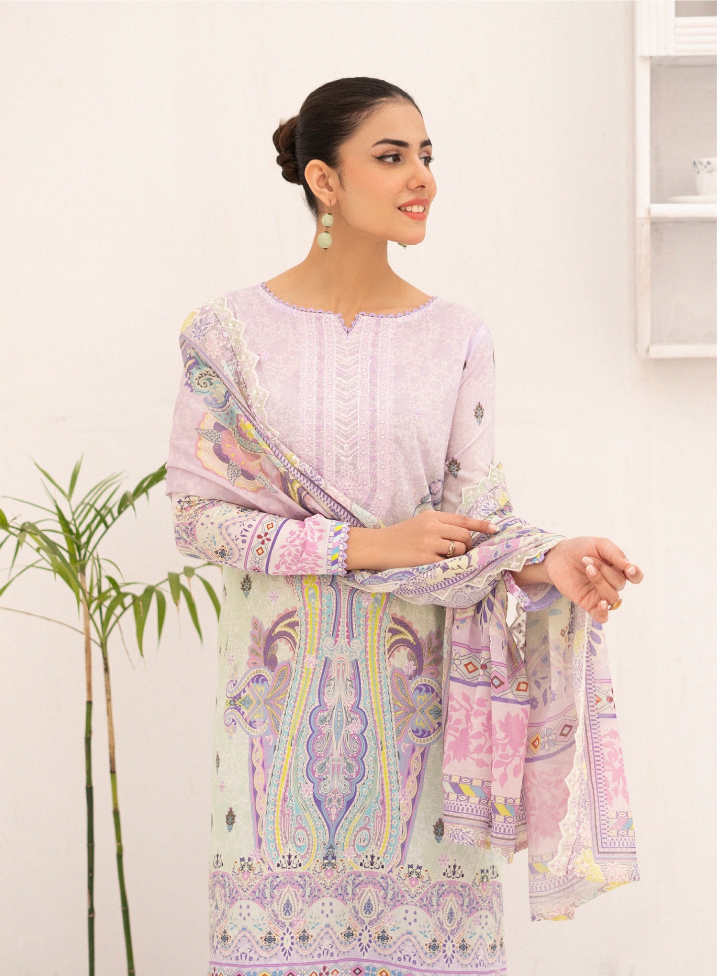 Hania Luxury Lawn Embroidered Unstitched 3 Piece