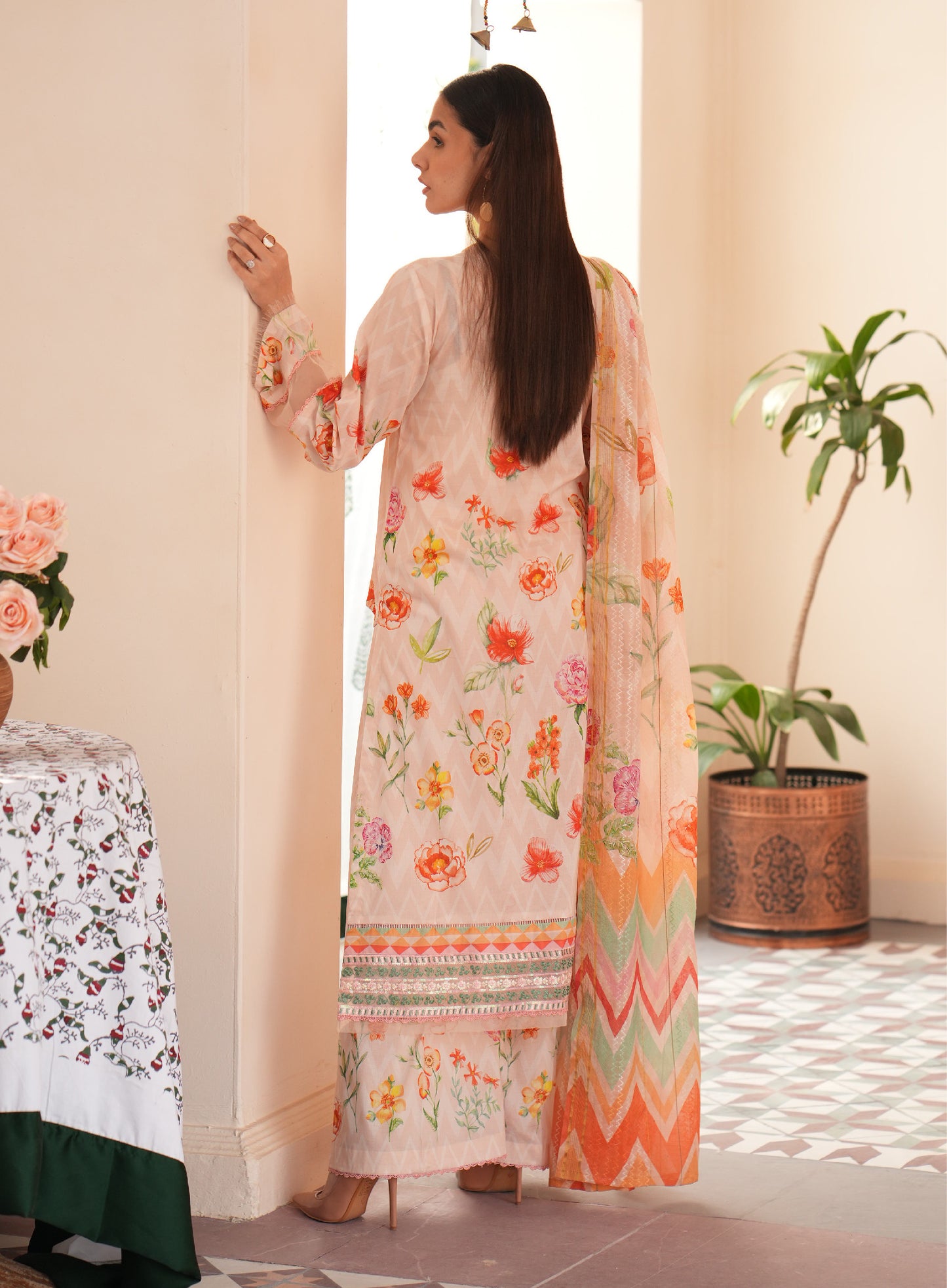 Daisia Luxury Lawn Embroidered Unstitched 3 Piece