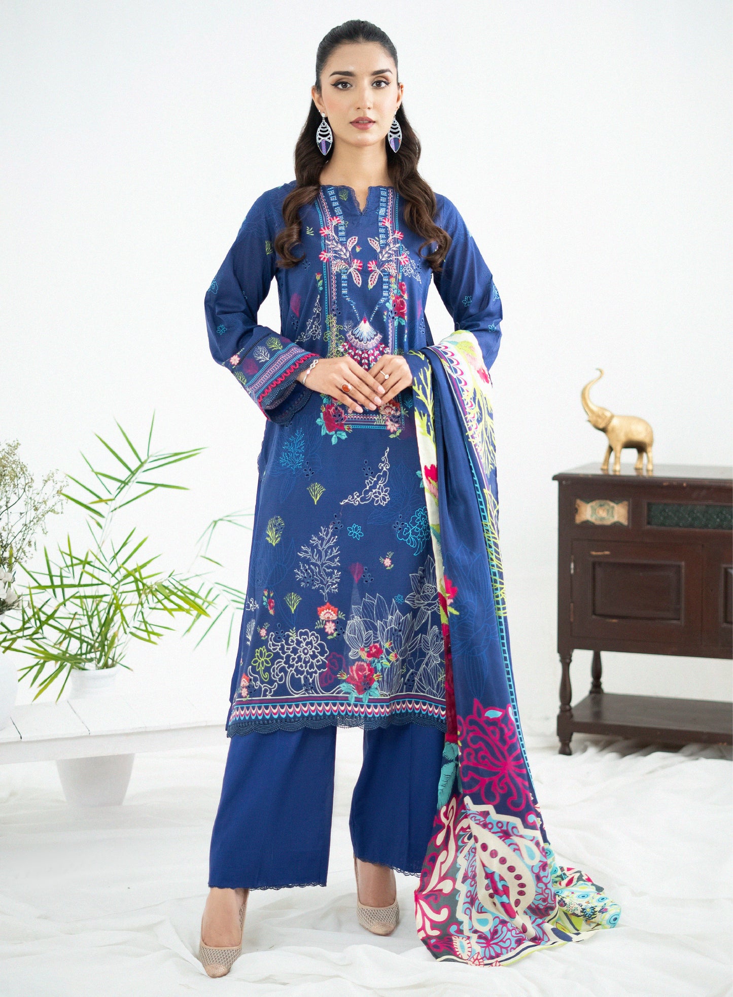 Lalam Luxury Lawn Embroidered Unstitched 3 Piece