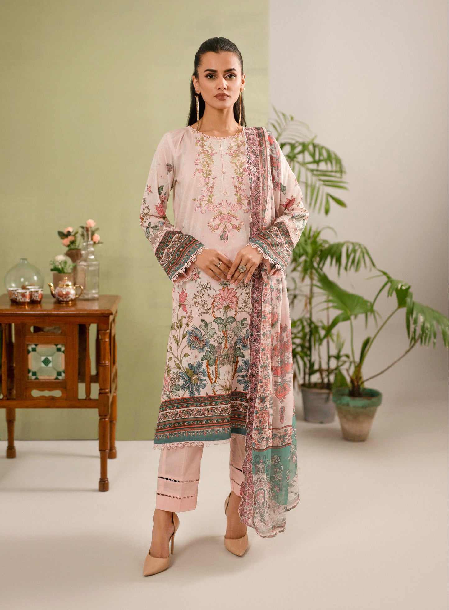 Hania Luxury Lawn Embroidered Unstitched 3 Piece