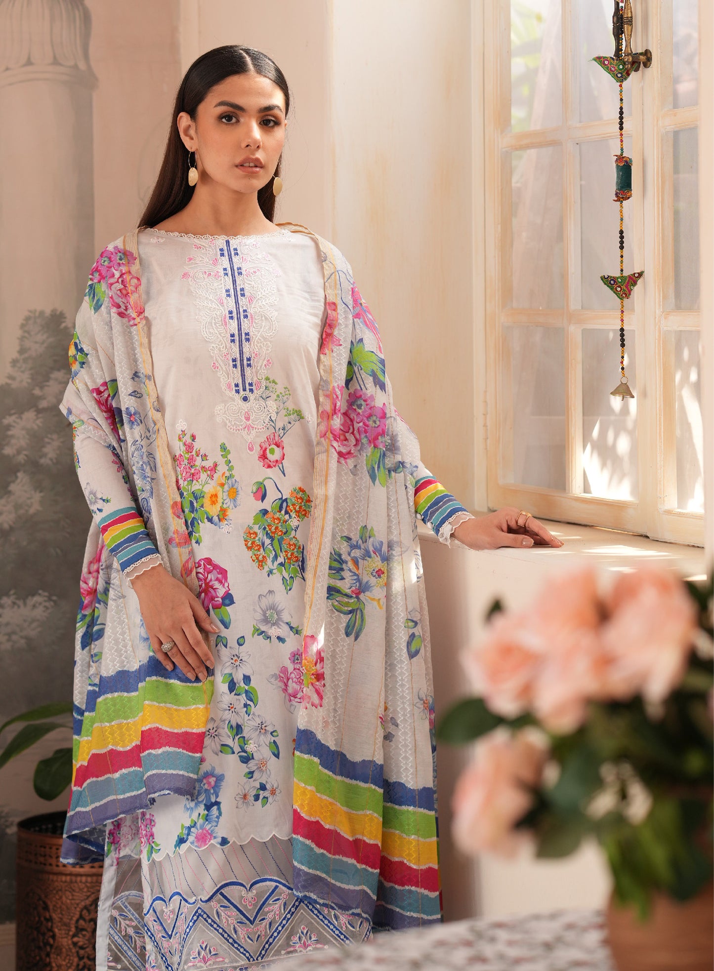 Daisia Luxury Lawn Embroidered Unstitched 3 Piece