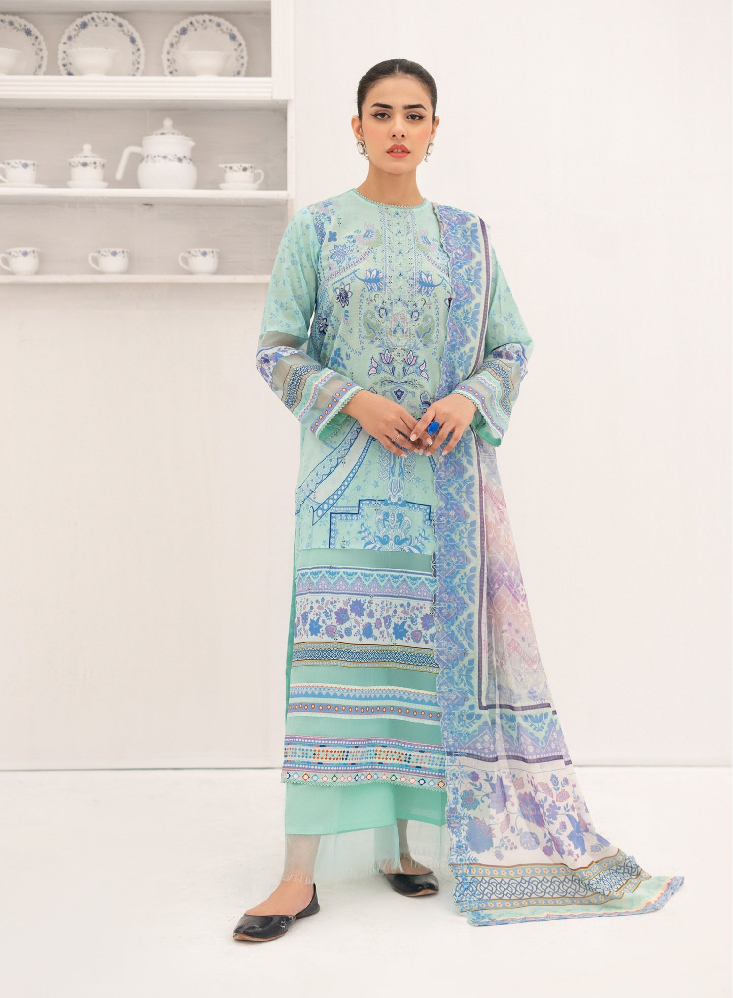 Hania Luxury Lawn Embroidered Unstitched 3 Piece