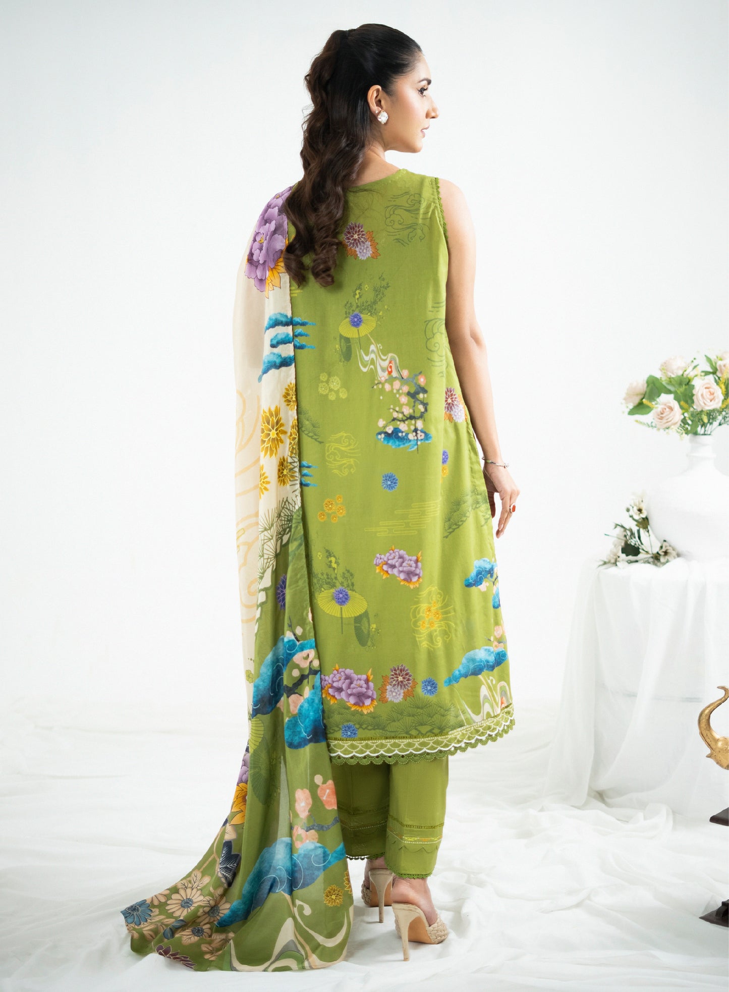 Lalam Luxury Lawn Embroidered Unstitched 3 Piece