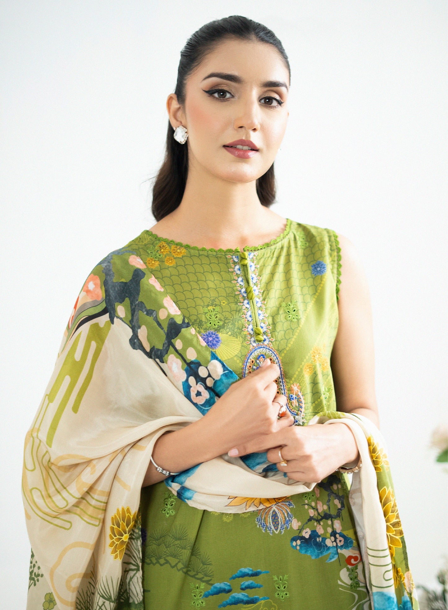 Lalam Luxury Lawn Embroidered Unstitched 3 Piece